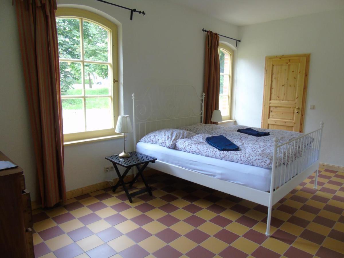 Schmiede Der Wasserburg Liepen Gielow Ngoại thất bức ảnh